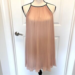 Hallhuber Pleated Blush Halter Dress with Black Trim – SZ 4 US
